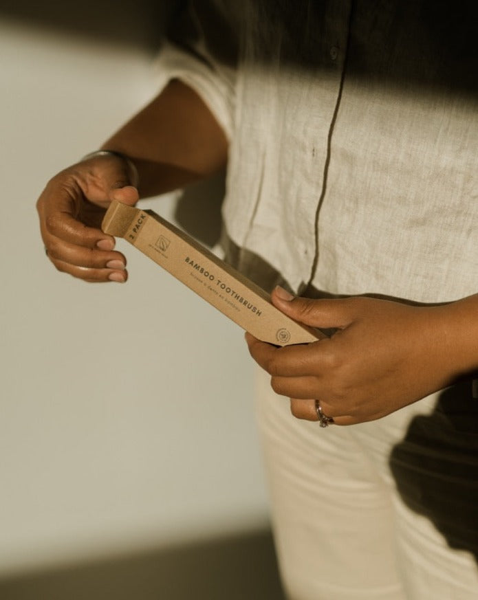 Lot de 2 brosses à dents en bambou