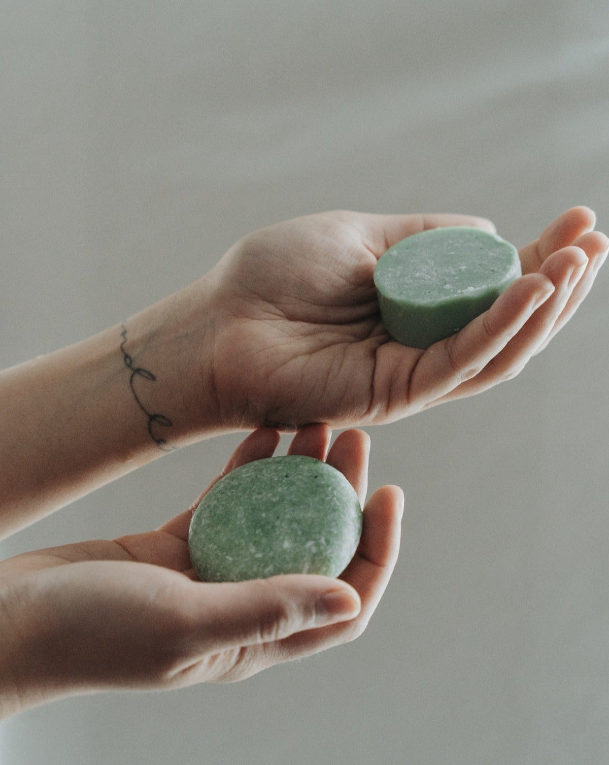 Après-Shampoing Solide Menthe Poivrée + Eucalyptus | Zéro Déchet