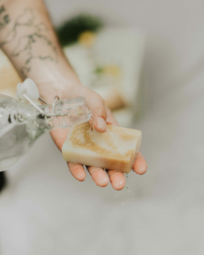 Savon à Raser Solide | Argile Jaune & Beurre de Karité | Zéro Déchet