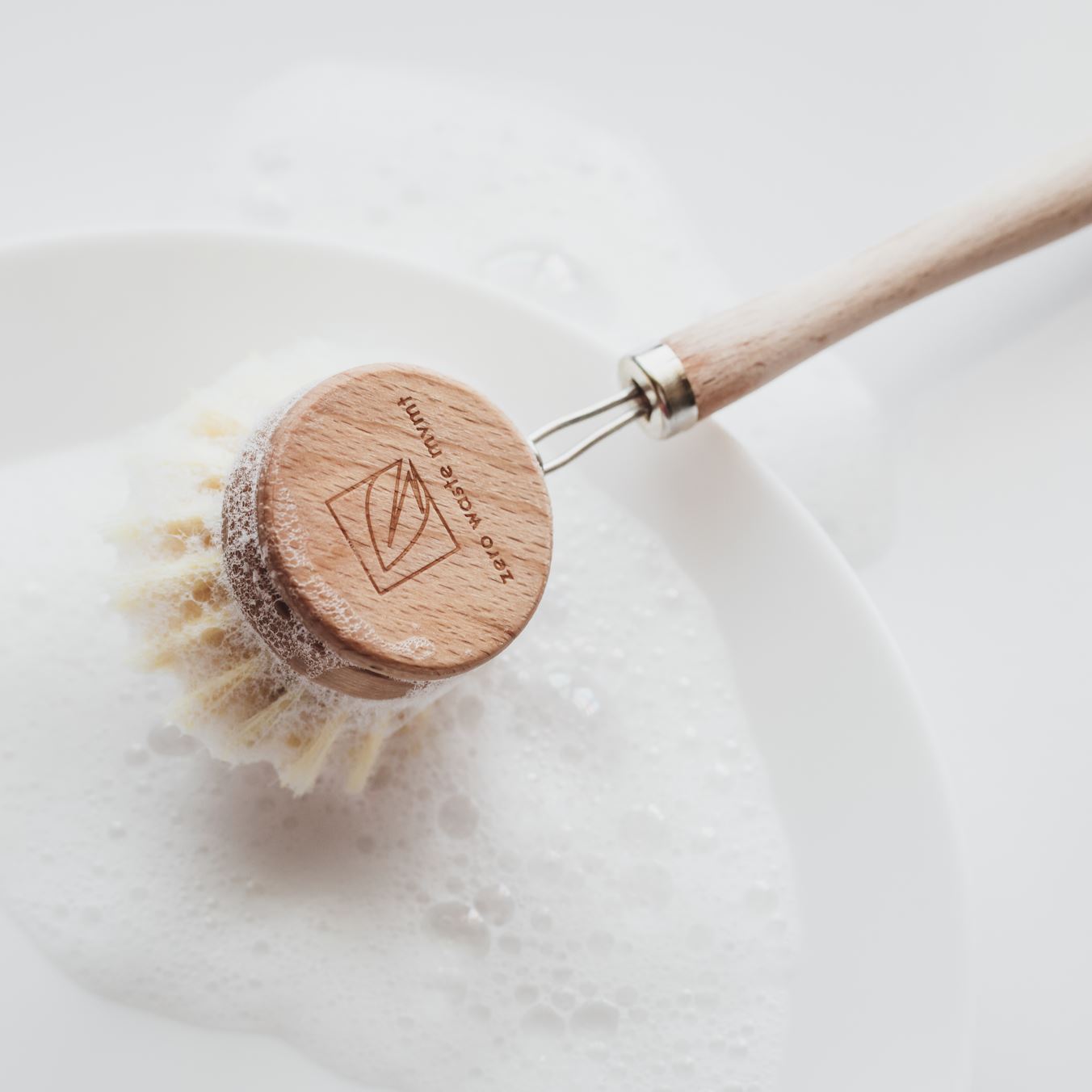 Brosse à vaisselle en bois